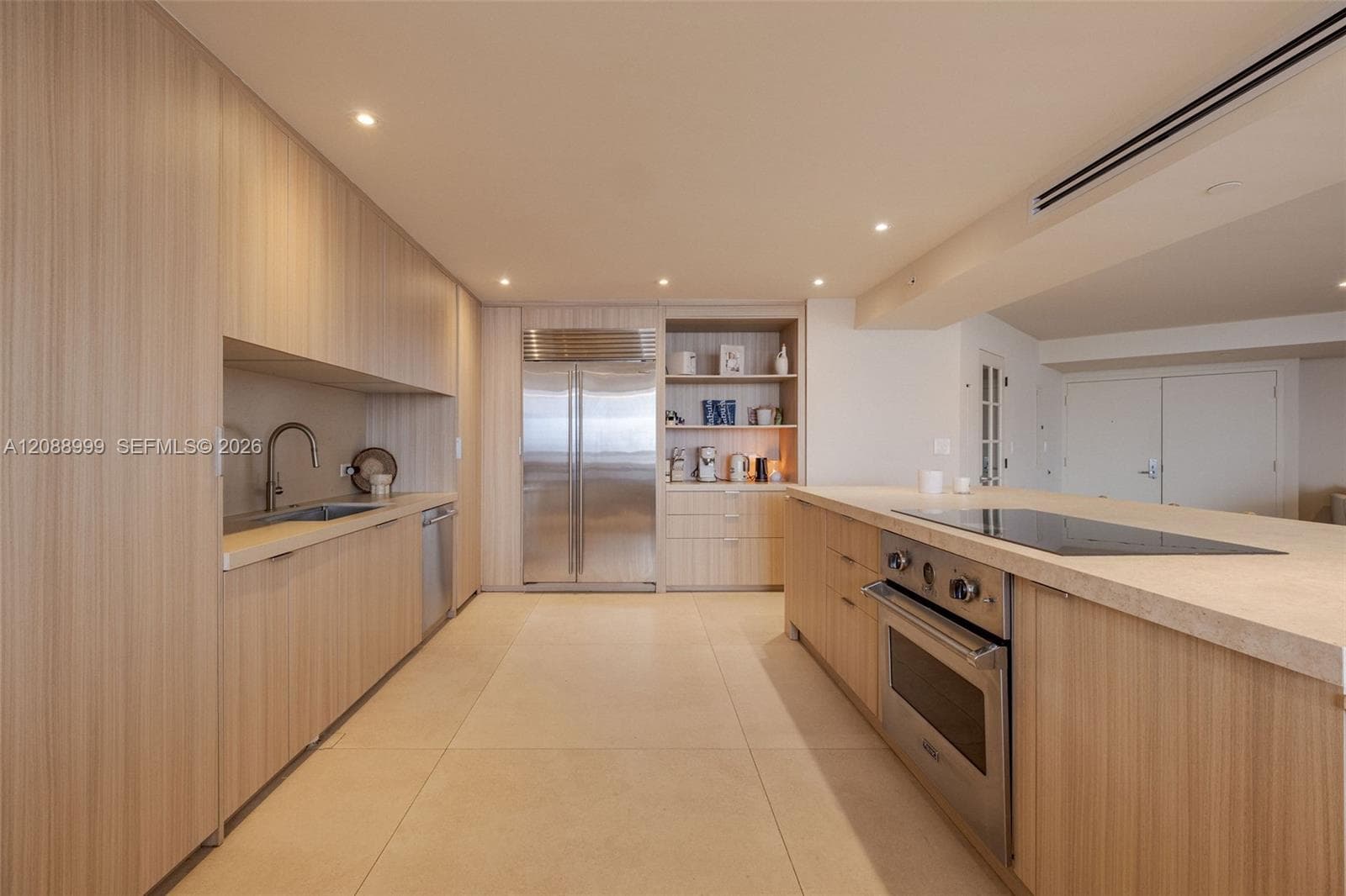 THE STERLING CONDO · #2206 in Miami Beach - Photo 8