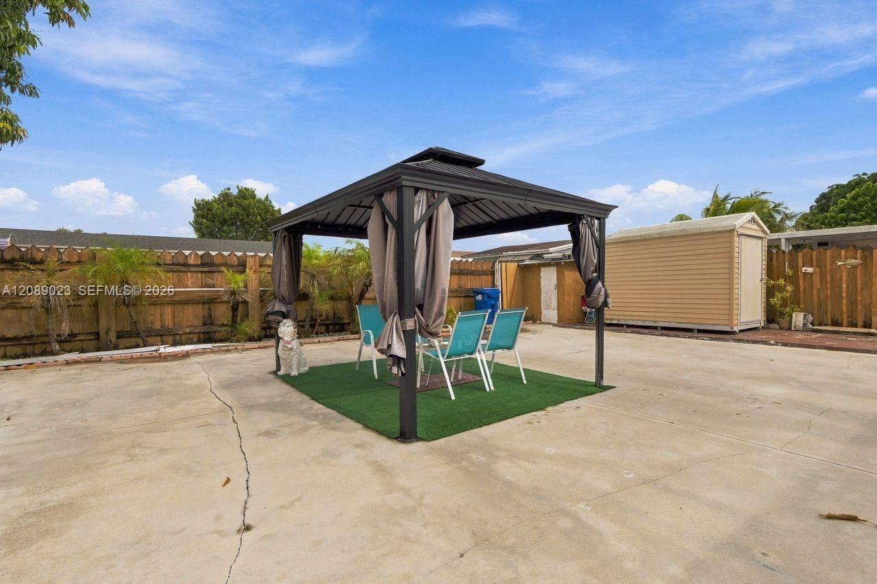 20505 NW 45th Ave photo 53