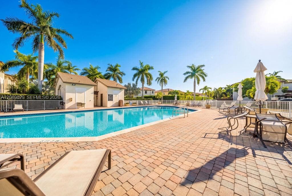ST MORTIZ · #213 in Doral - Photo 37