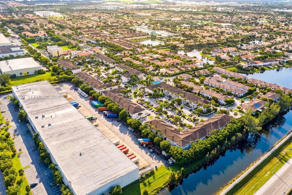 ST MORTIZ · #213 in Doral - Photo 44