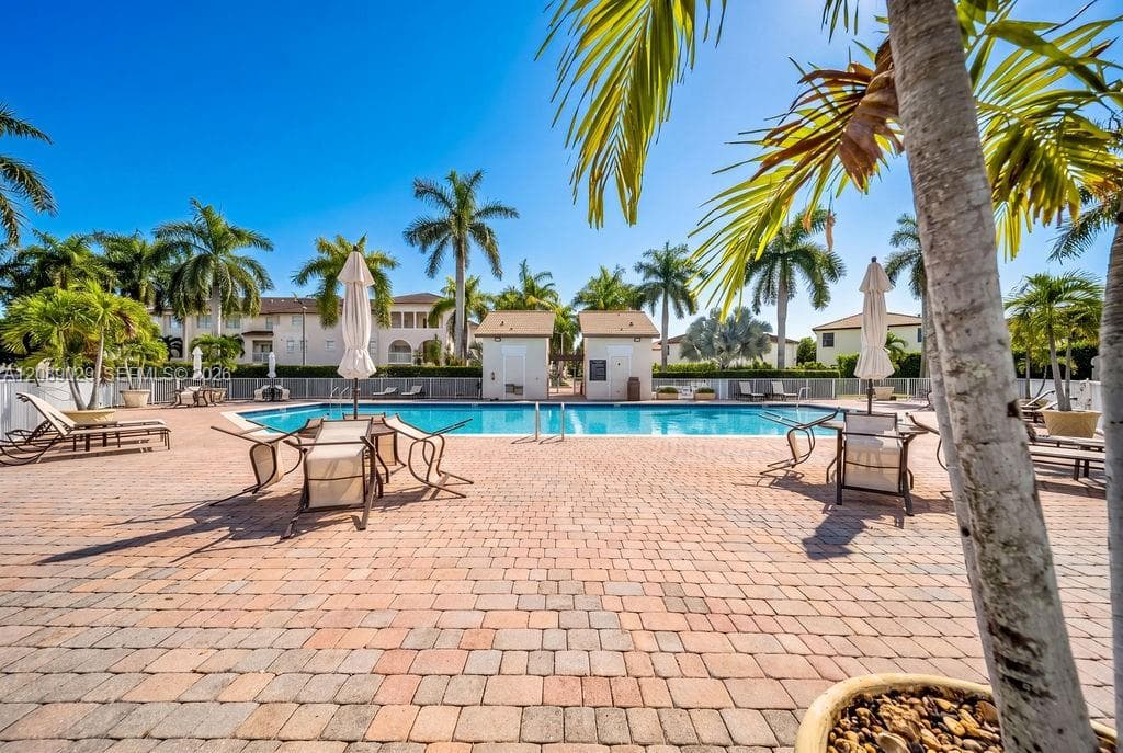 ST MORTIZ · #213 in Doral - Photo 35