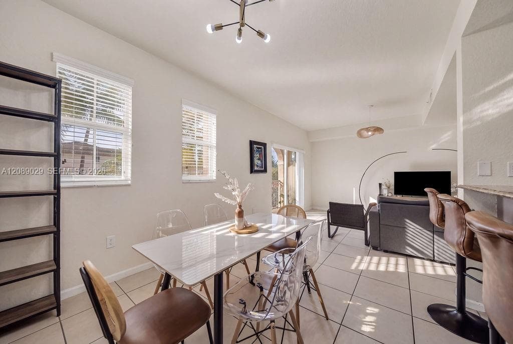 ST MORTIZ · #213 in Doral - Photo 4