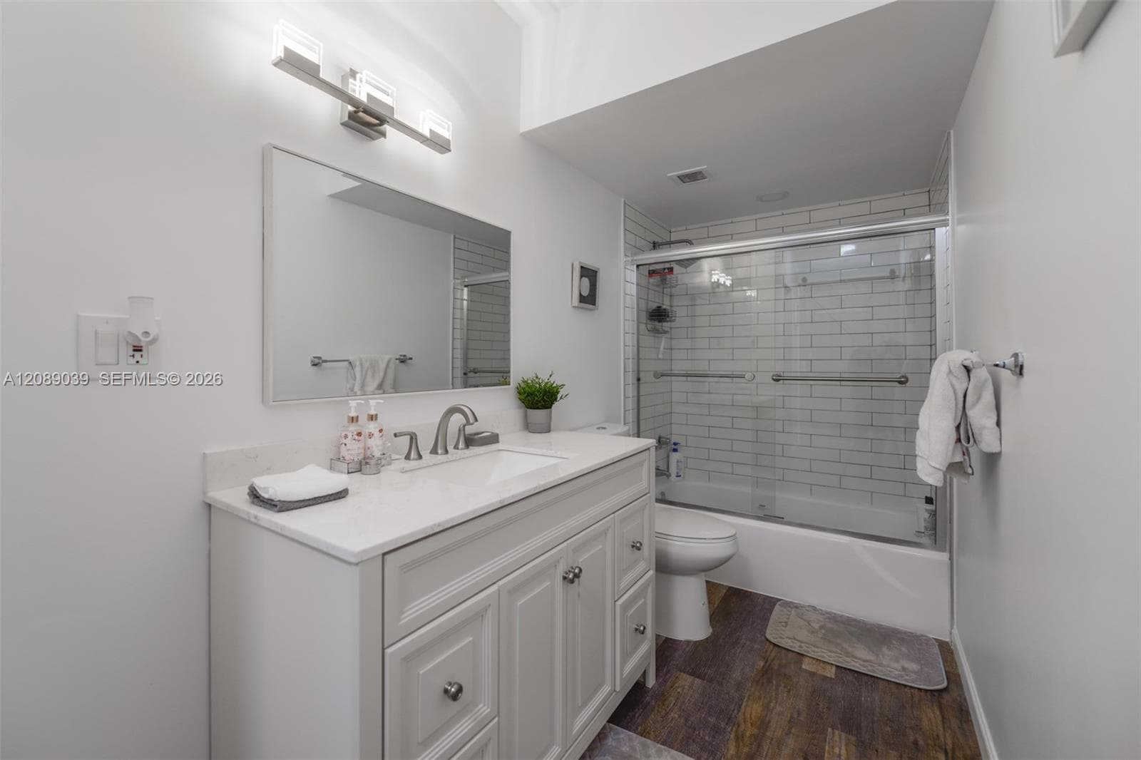 HEMISPHERES CONDO · #5G in Hallandale Beach - Photo 12