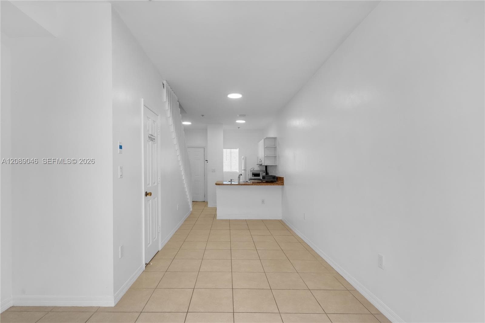 CASTELLO III CONDO · #205 in Miami - Photo 14