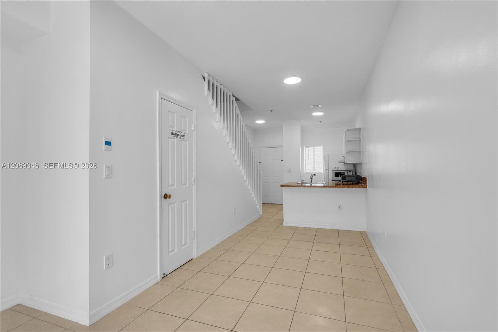 CASTELLO III CONDO · #205 in Miami - Photo 15