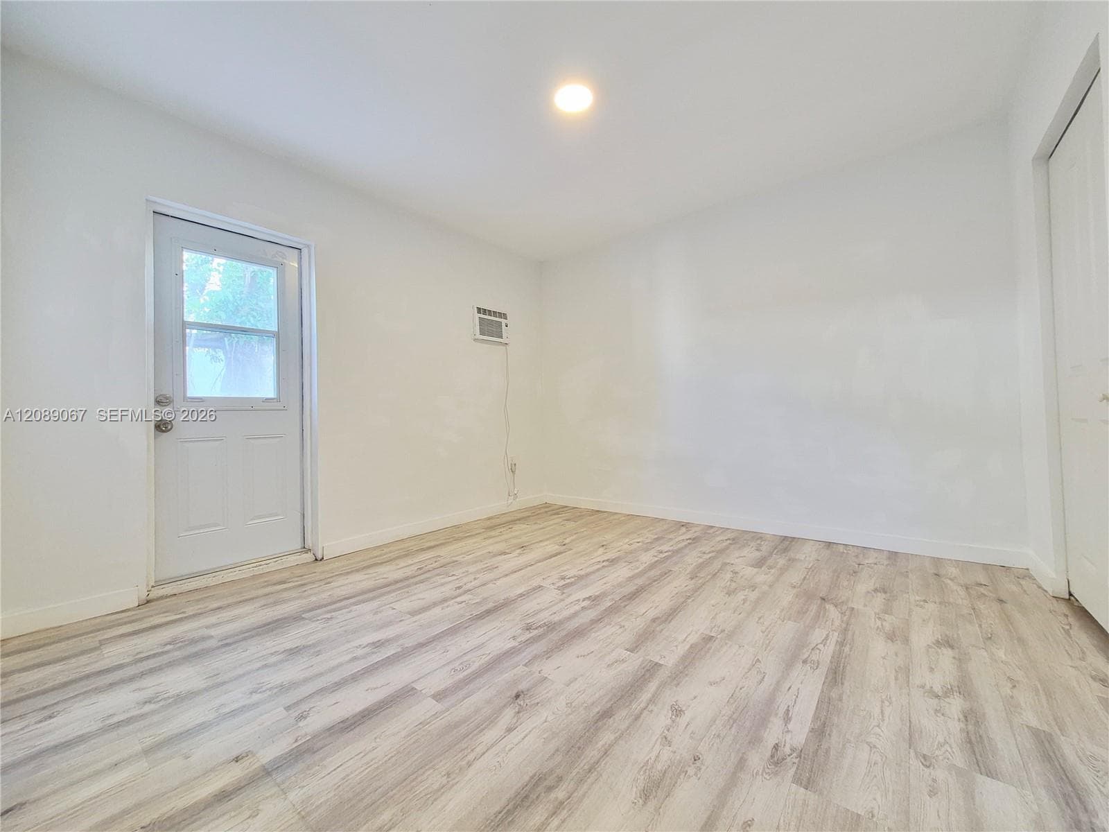 EVANSTON HEIGHTS · #1 in Miami - Photo 11