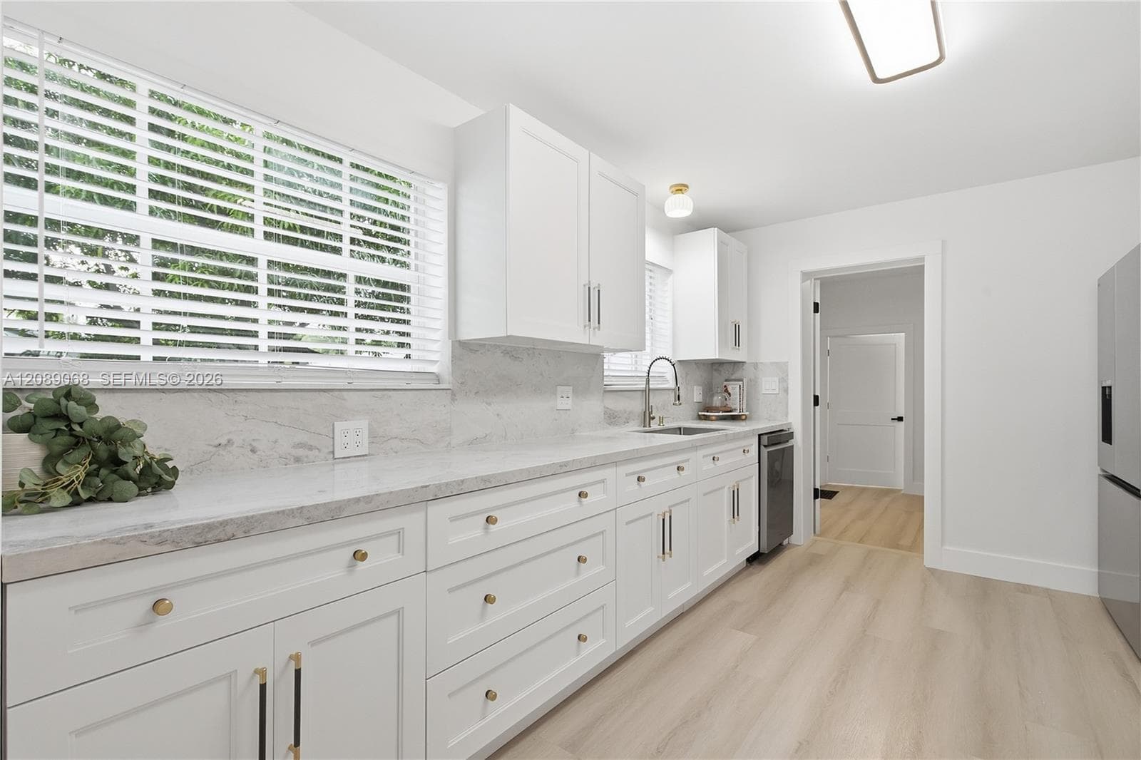 16010 SW 100th Ct photo 5