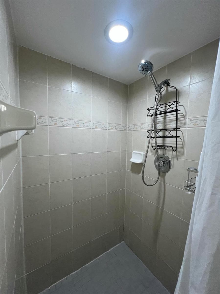 Shower - 2 bath