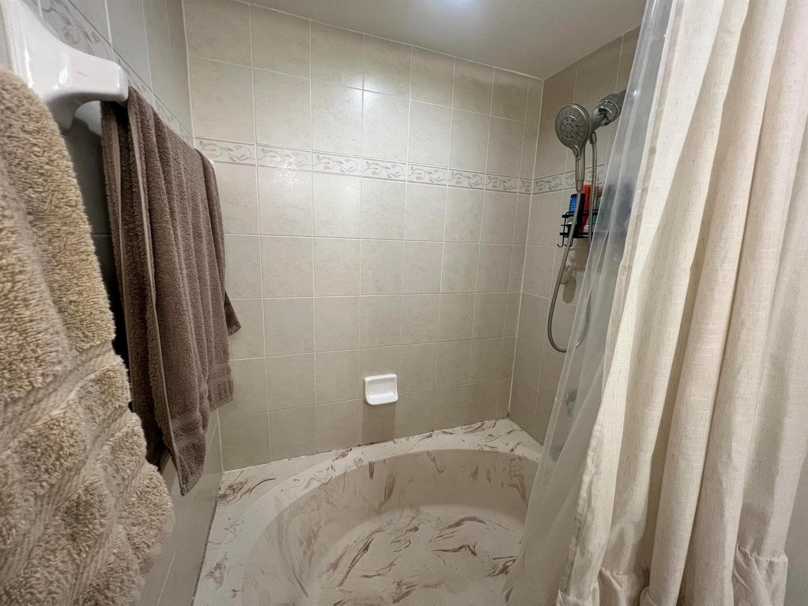 Master-Showertub
