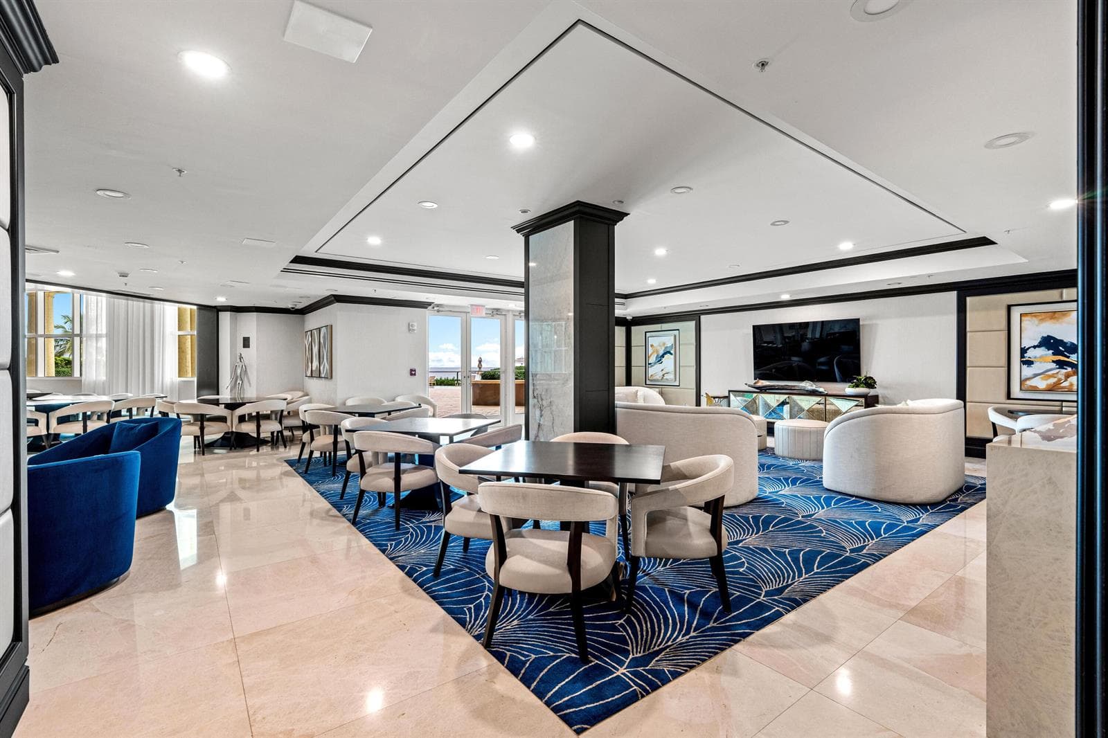 CLUB ROOM SEATING