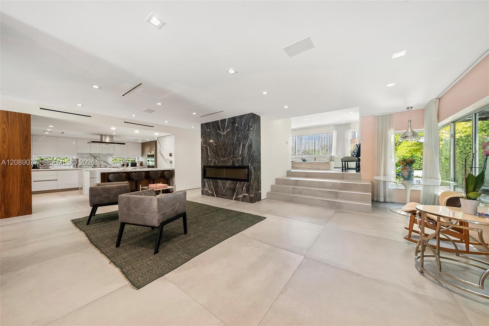 110 Venetian Way (Rivo Alto) photo 4