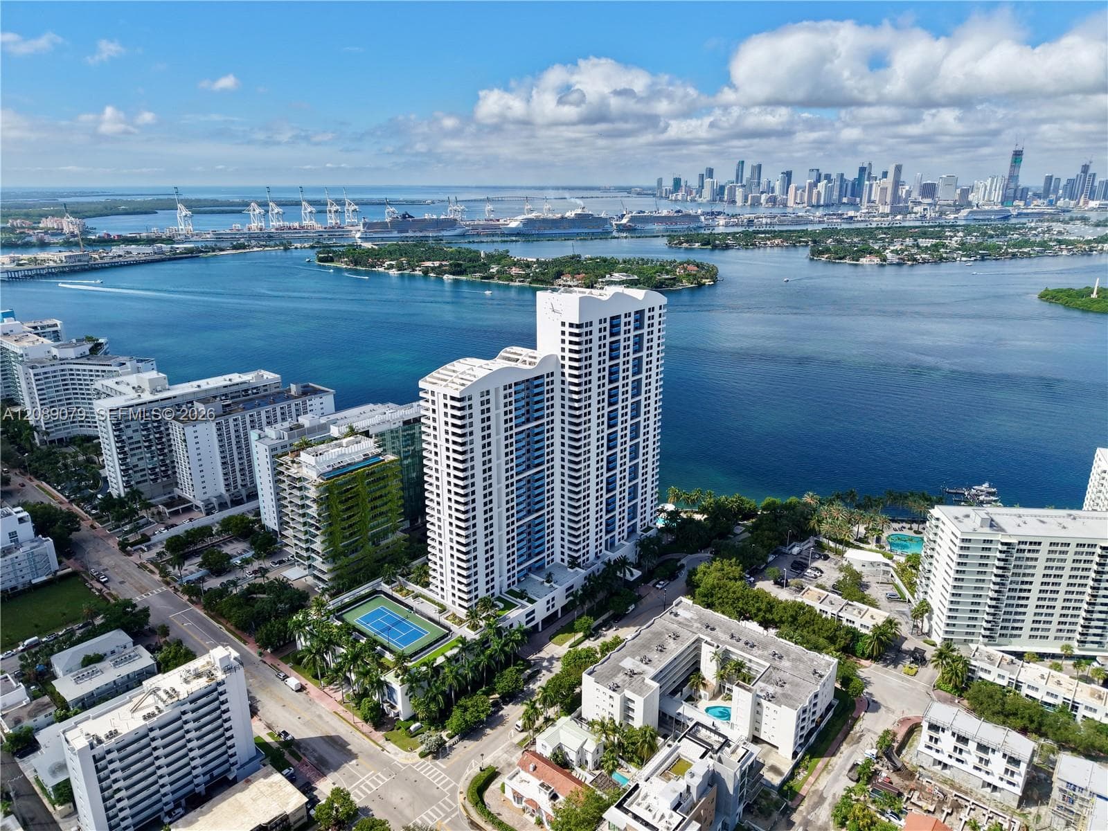 THE WAVERLY @ SOUTH BEACH · #3407 in Miami Beach - Photo 1
