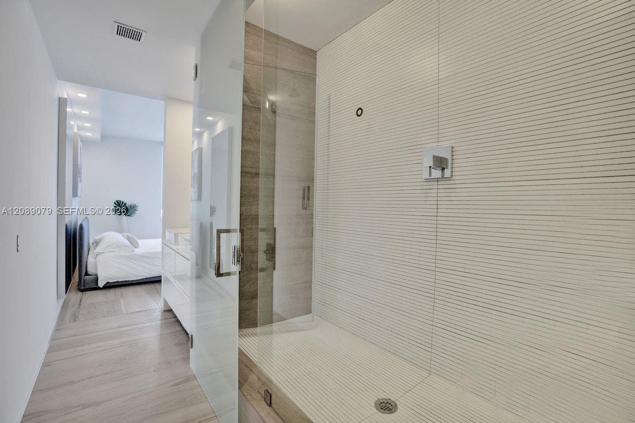 THE WAVERLY @ SOUTH BEACH · #3407 in Miami Beach - Photo 24