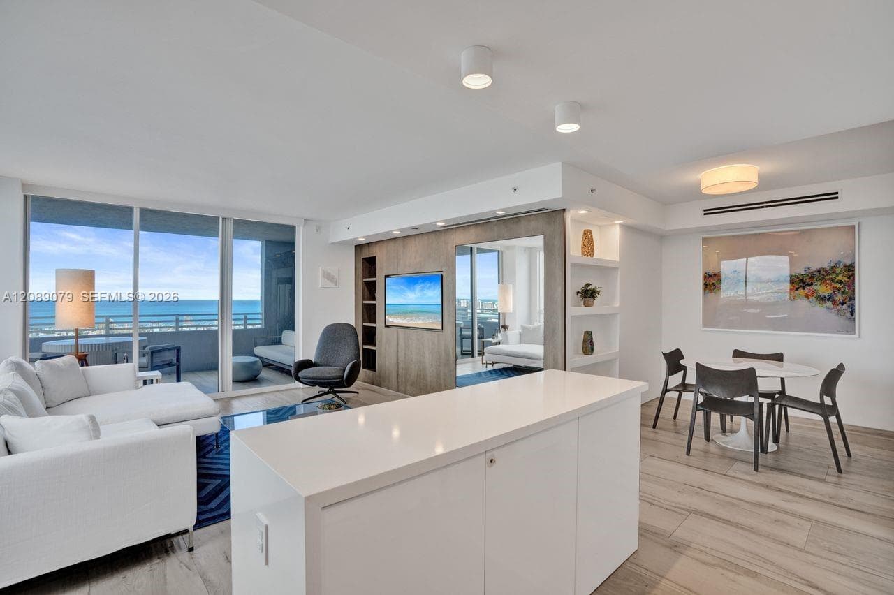 THE WAVERLY @ SOUTH BEACH · #3407 in Miami Beach - Photo 4
