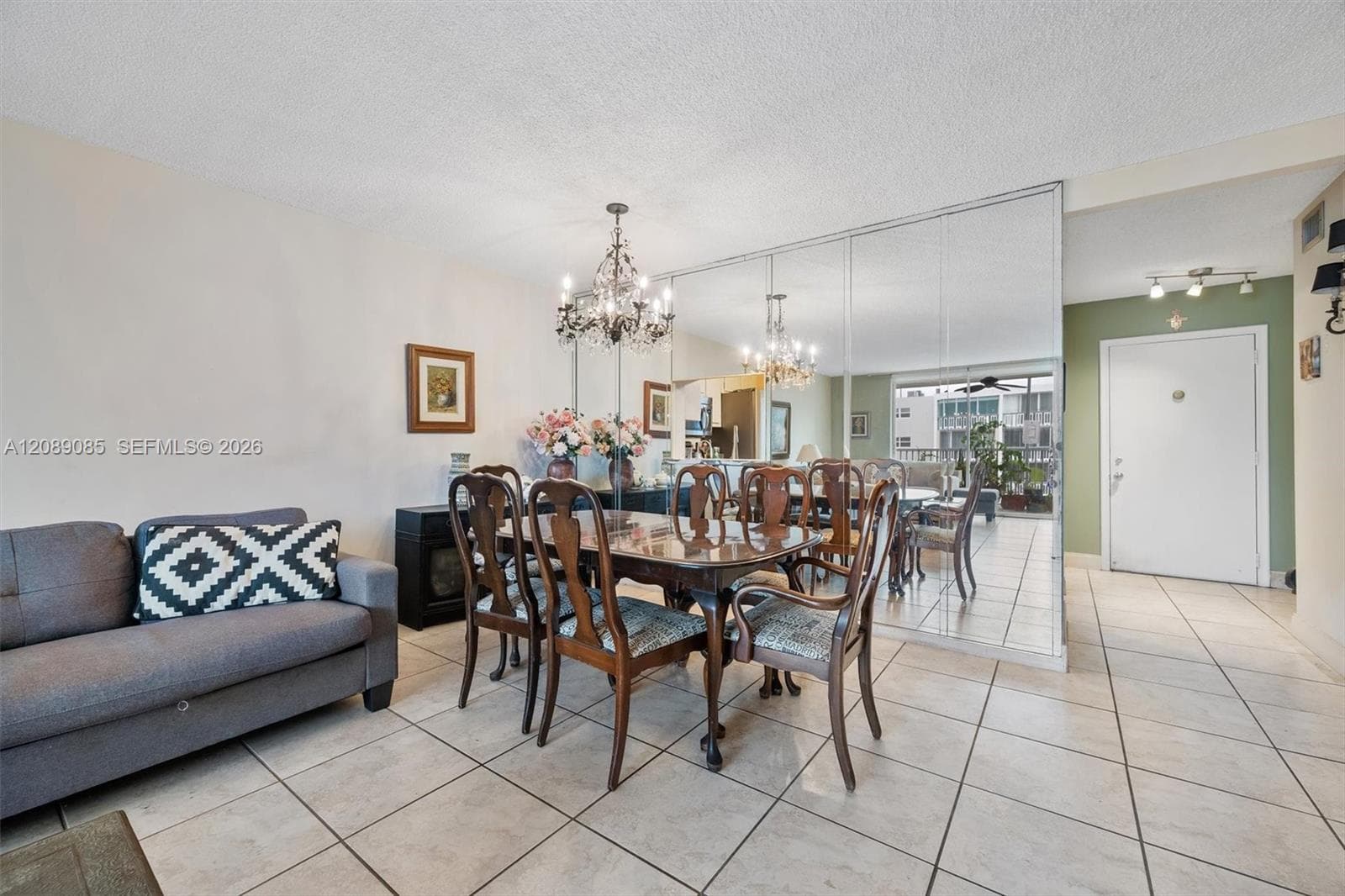 Meadowbrook 500 · #601 in Hallandale Beach - Photo 5