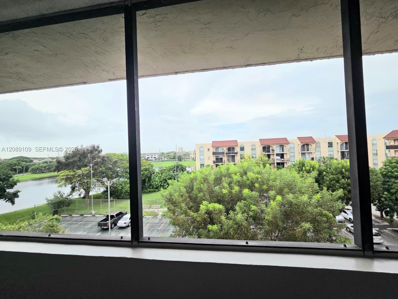 PINEBARK CONDO NO 3 · #507 in Miami - Photo 8