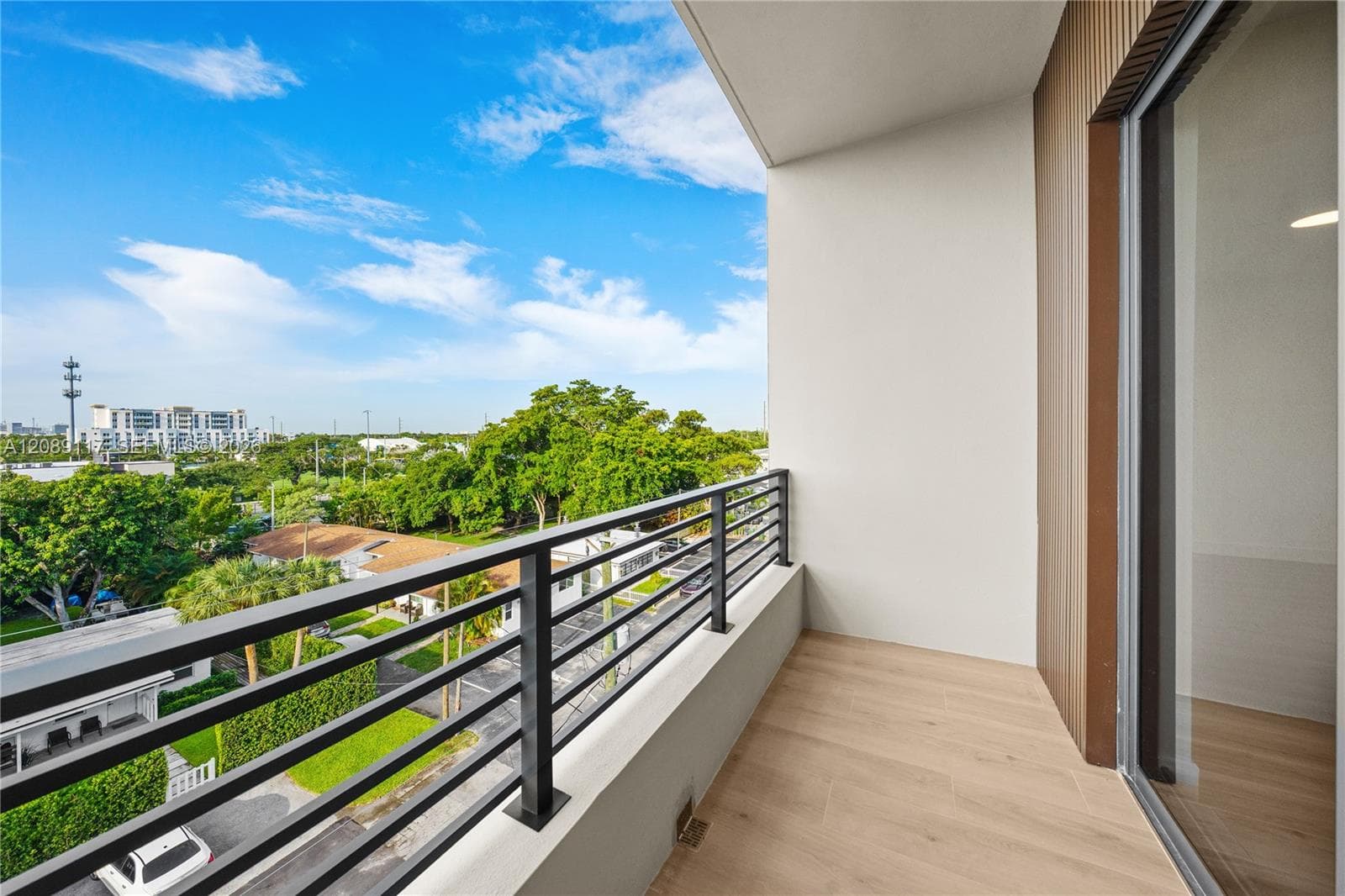 HALLANDALE PARK NO 3 · #406 in Hallandale Beach - Photo 21