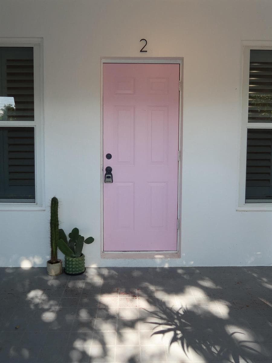 614 Palm St. Apt 2