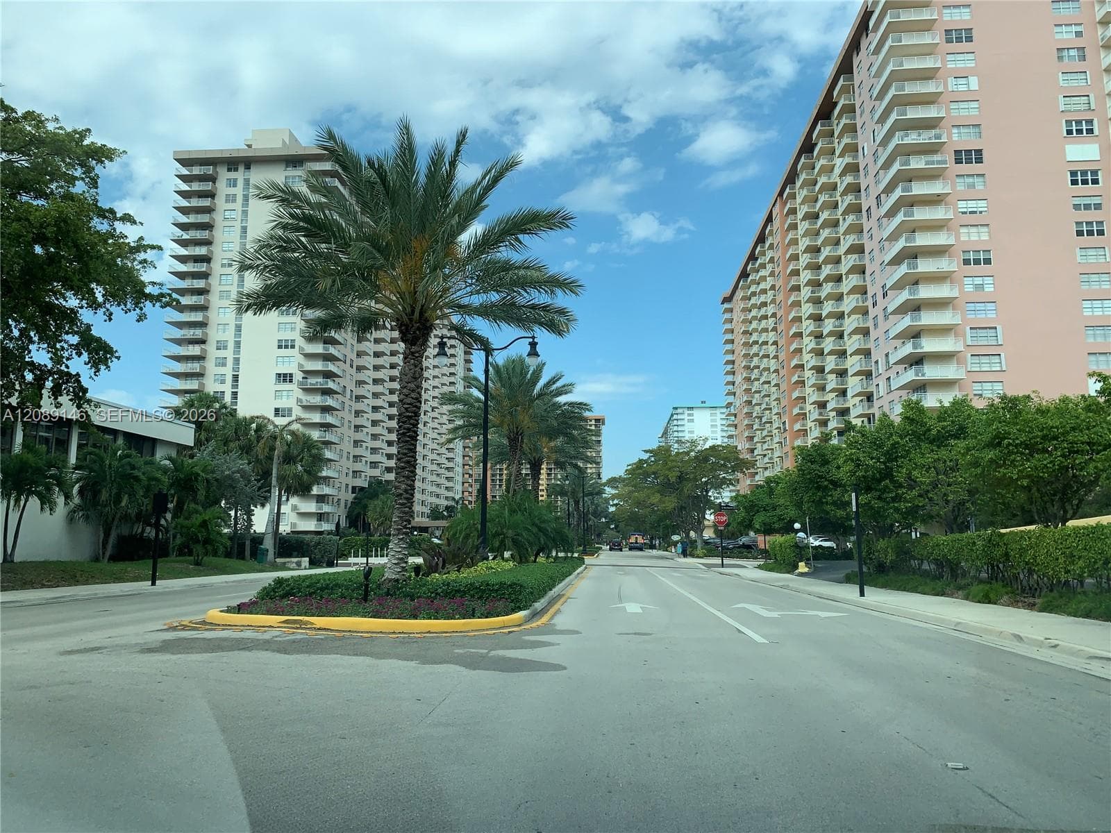 WINSTON TOWERS 100 CONDO · #1406 in Sunny Isles Beach - Photo 2