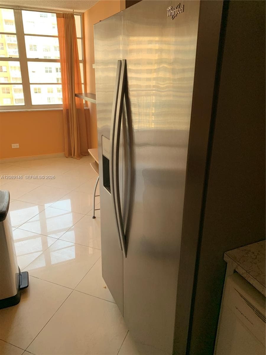 WINSTON TOWERS 100 CONDO · #1406 in Sunny Isles Beach - Photo 11
