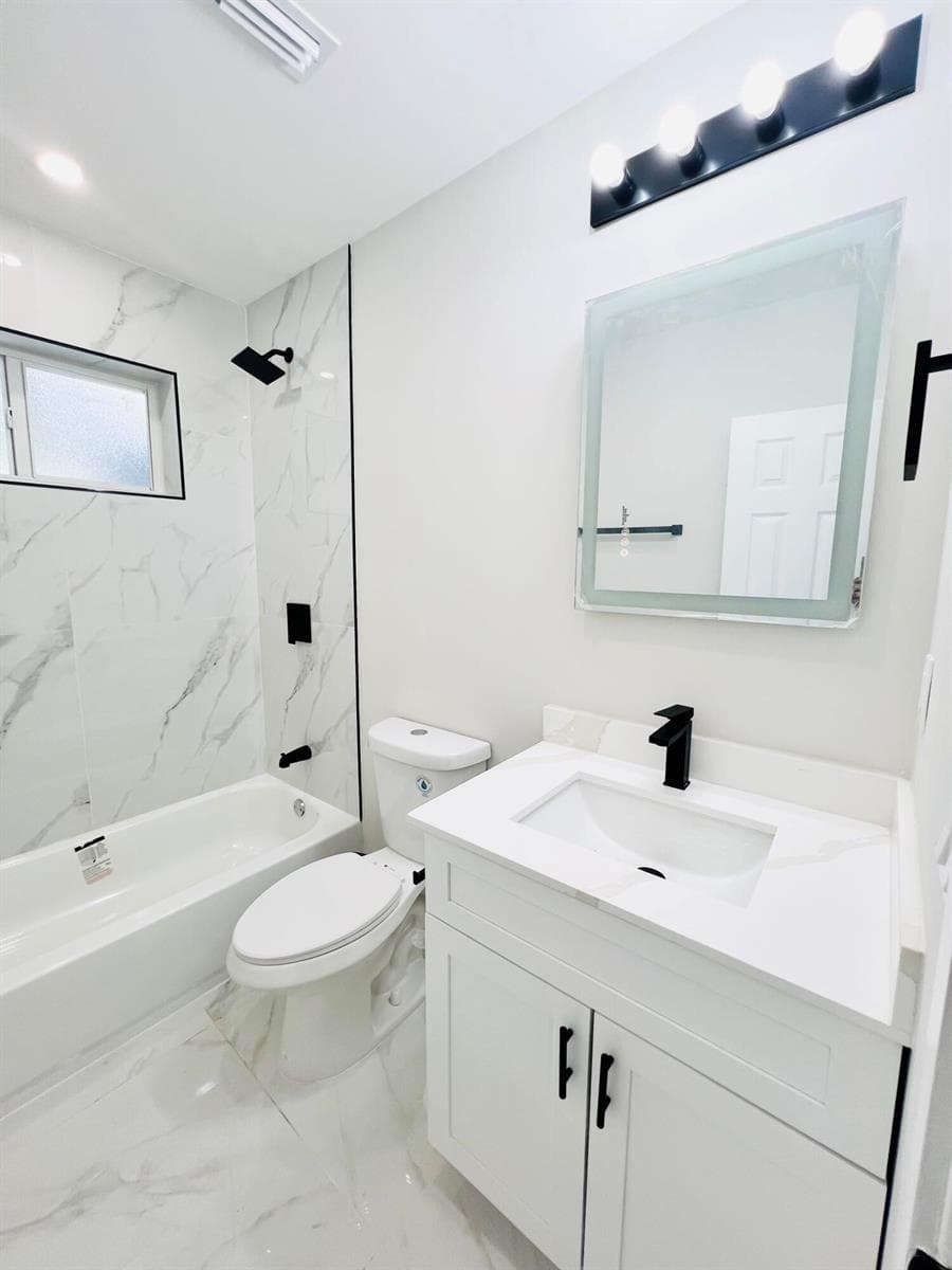 Modern Bath 2