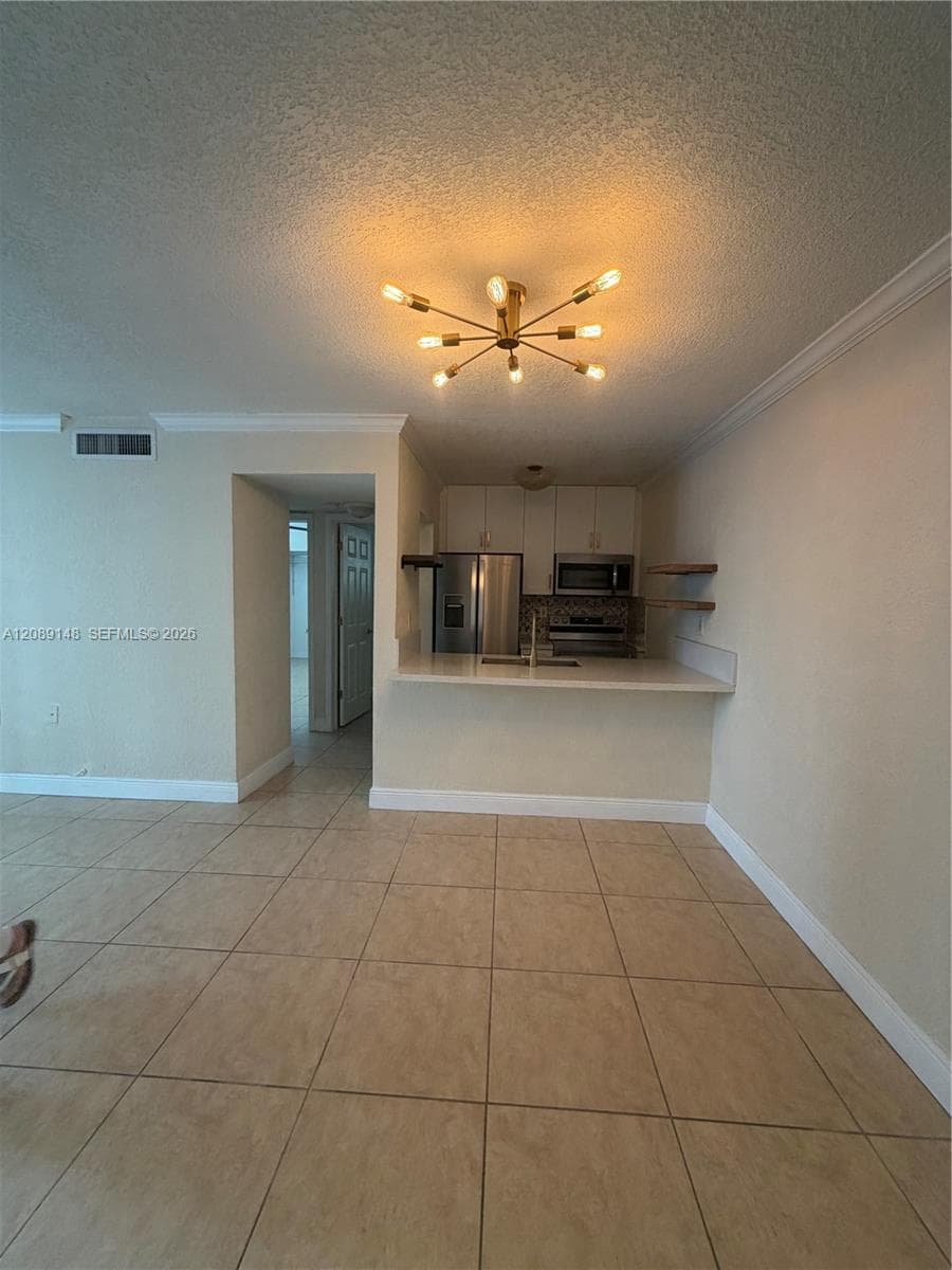 MADEIRA VILLAGE CONDO · #102 in Coral Gables - Photo 2