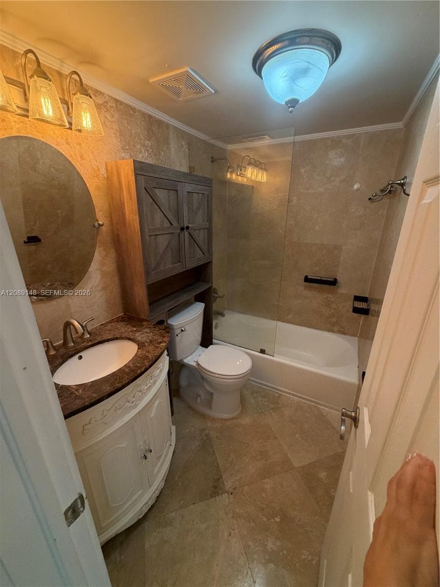 MADEIRA VILLAGE CONDO · #102 in Coral Gables - Photo 6