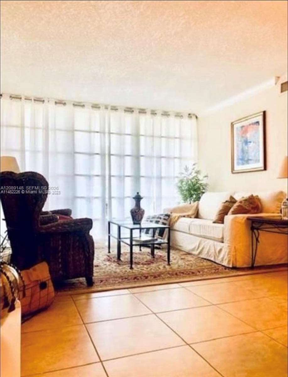 MADEIRA VILLAGE CONDO · #102 in Coral Gables - Photo 12