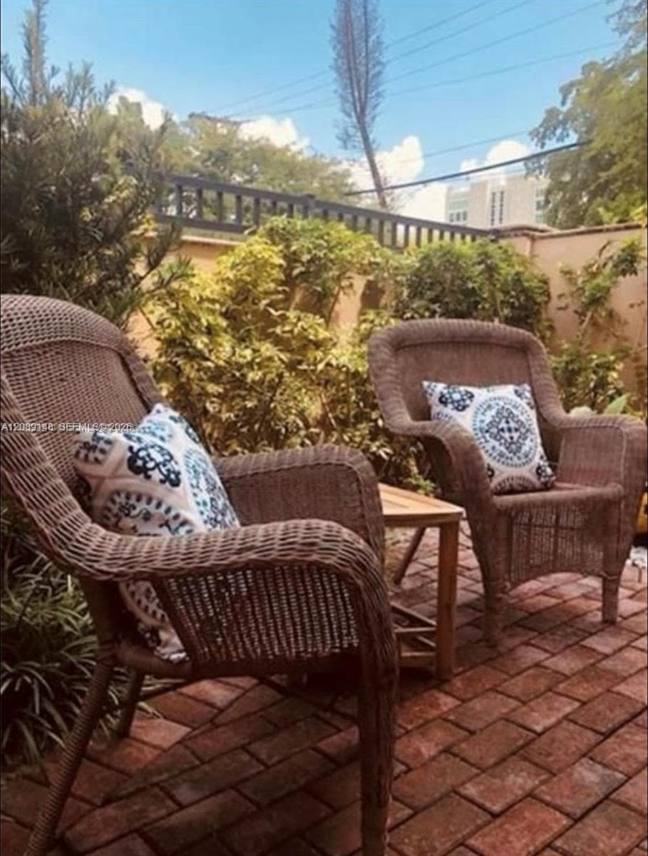 MADEIRA VILLAGE CONDO · #102 in Coral Gables - Photo 19