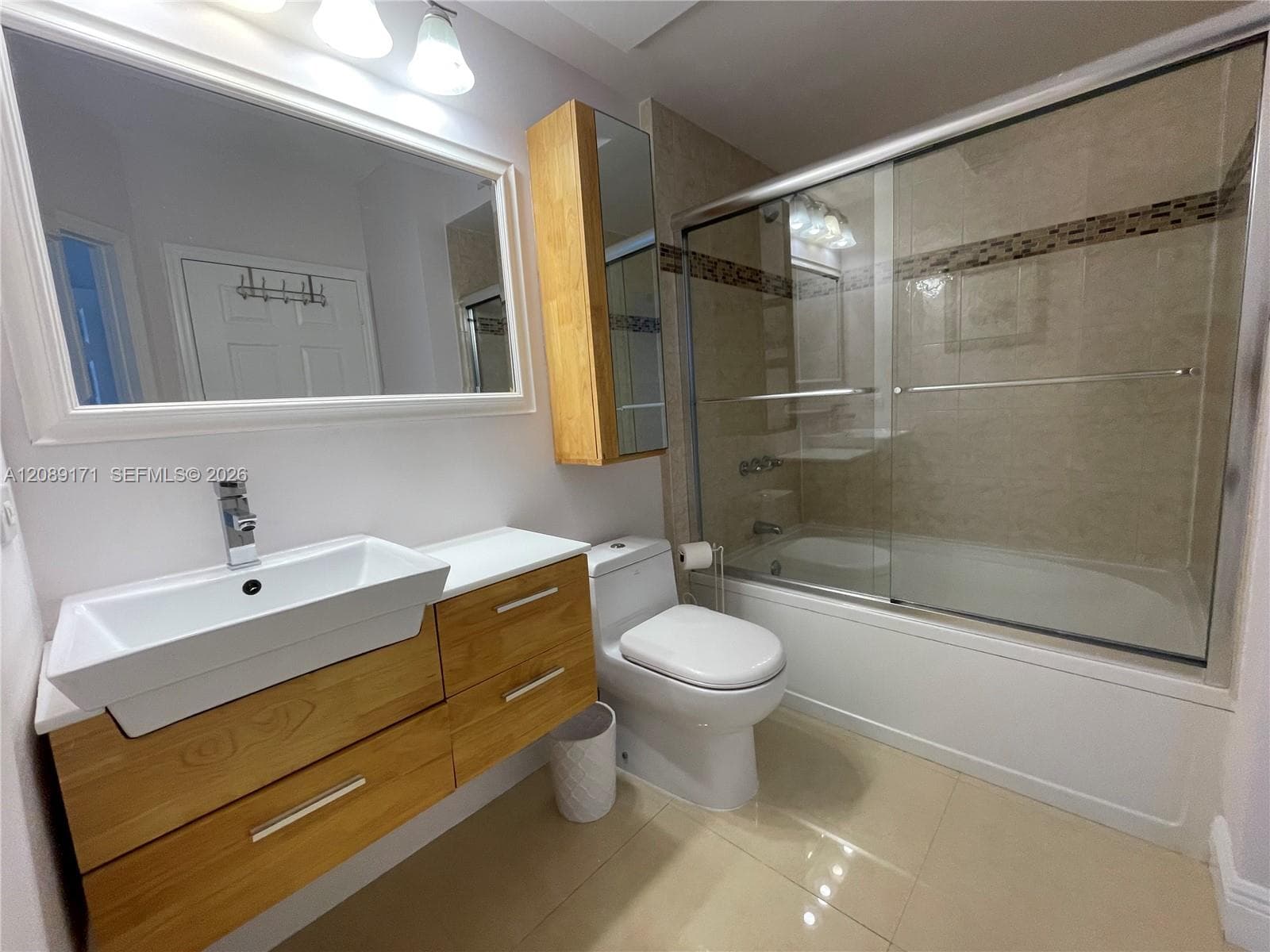 Porto Bellagio · #1816 in Sunny Isles Beach - Photo 24