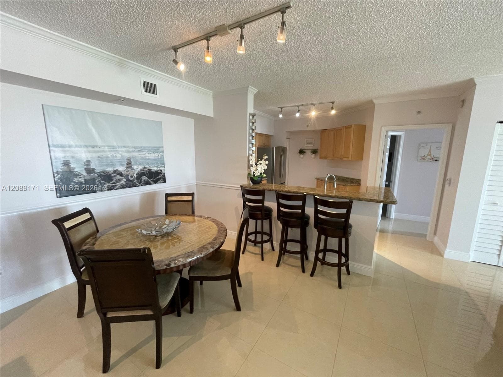 Porto Bellagio · #1816 in Sunny Isles Beach - Photo 8