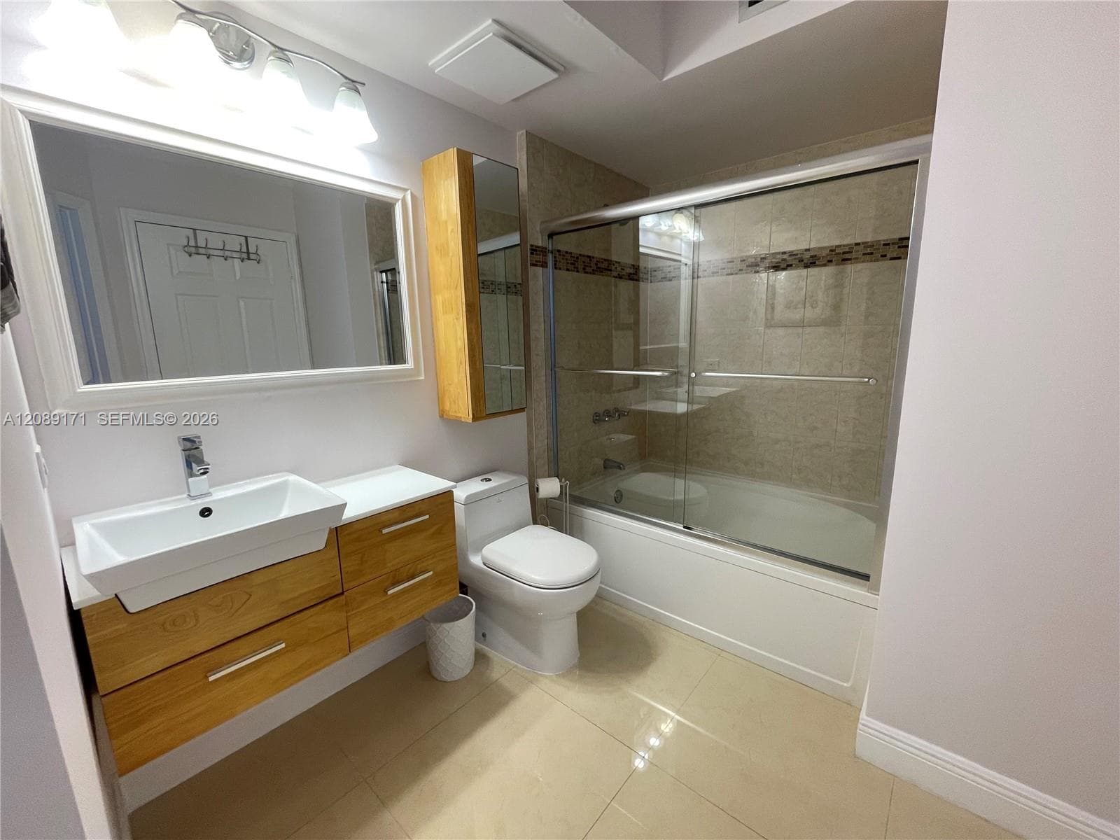 Porto Bellagio · #1816 in Sunny Isles Beach - Photo 25