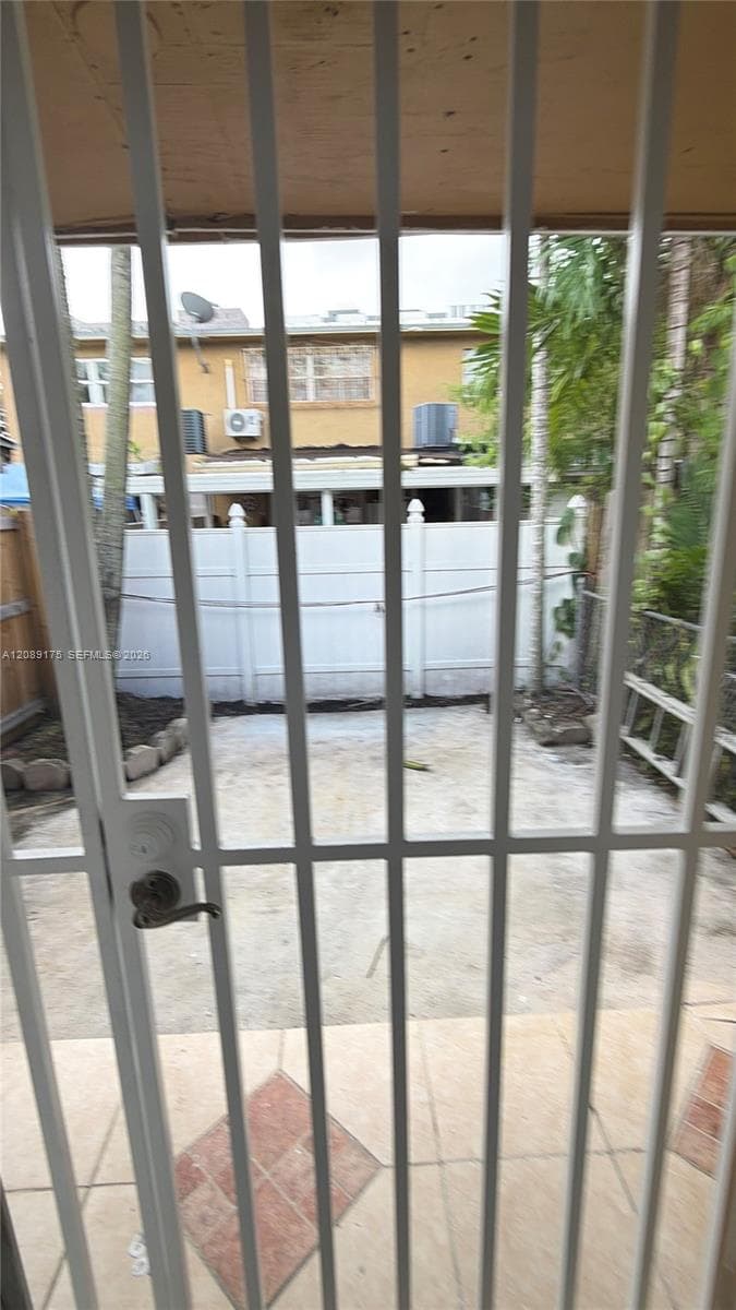 10962 SW 4th St #I2 photo 30