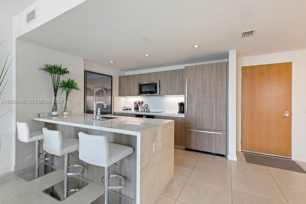 TIFFANY HOUSE CONDO · #610 in Fort Lauderdale - Photo 4