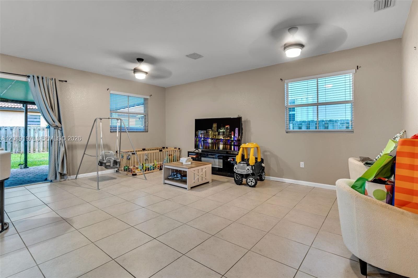 11833 SW 250th Ter photo 6