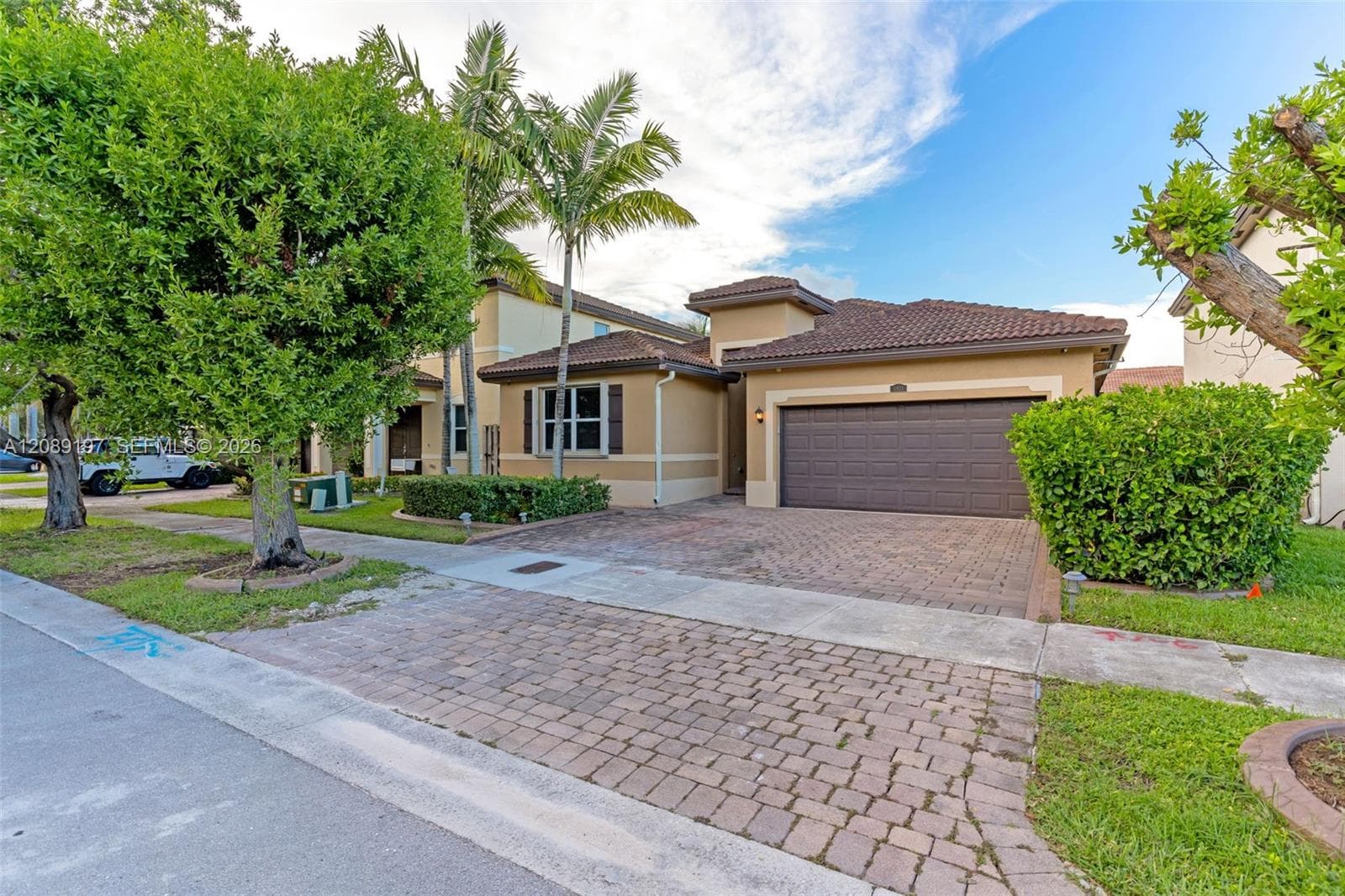 11833 SW 250th Ter photo 1