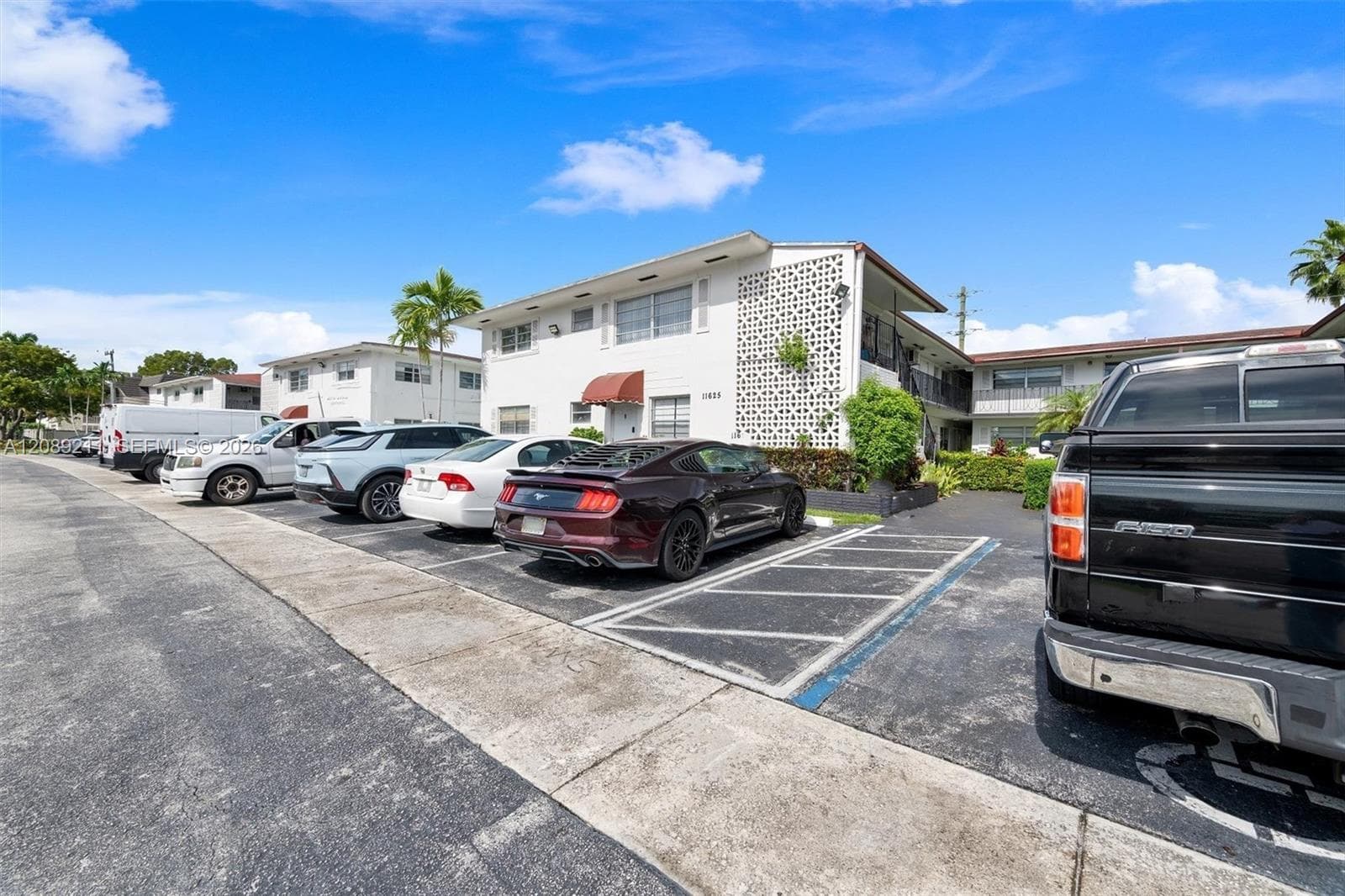 Sans Souci Estates · #16 N in North Miami - Photo 14
