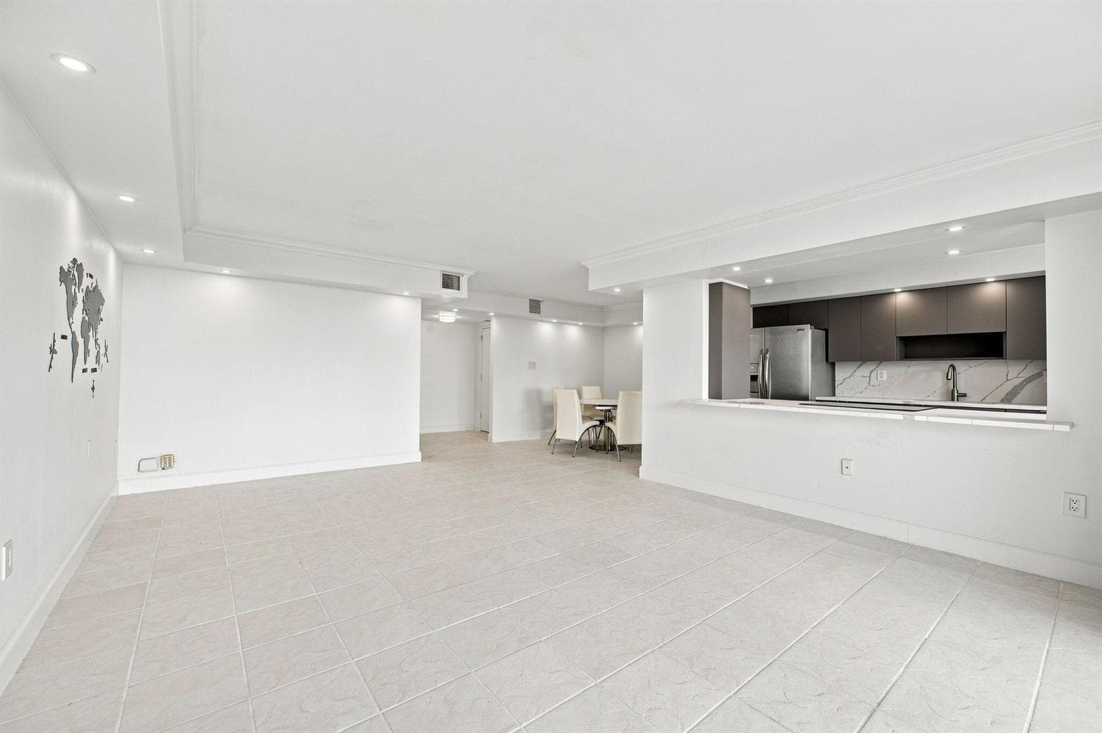 7-web-or-mls-18021-biscayne-blvd-901