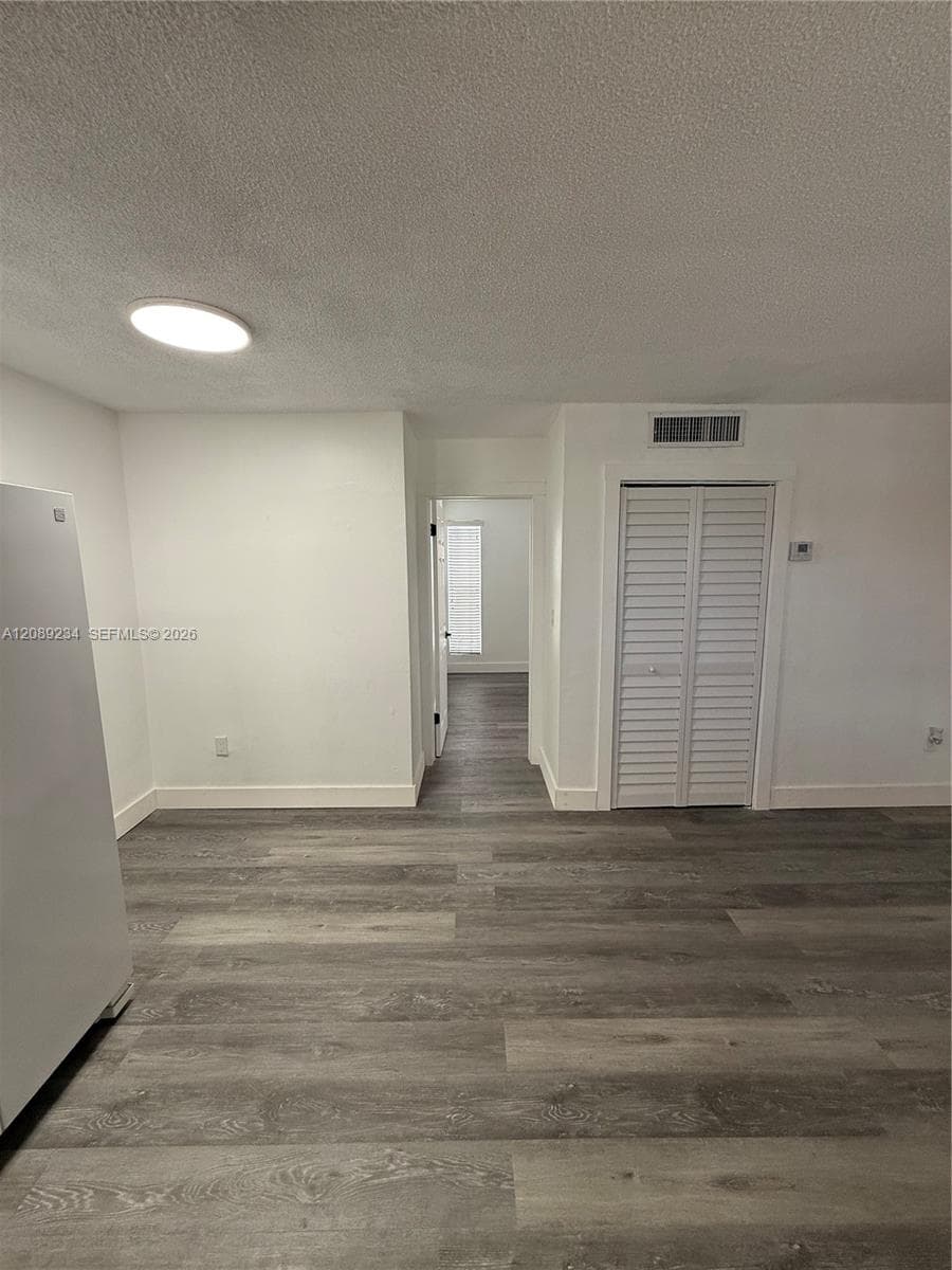 Sanderling Apartments · #C31 in Miami - Photo 5