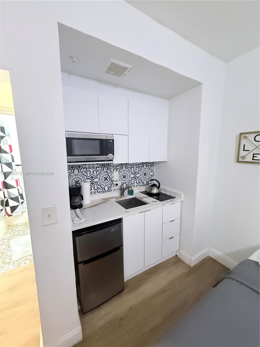 RIVERVIEW VILLAS CONDO · #105 in Miami Beach - Photo 3