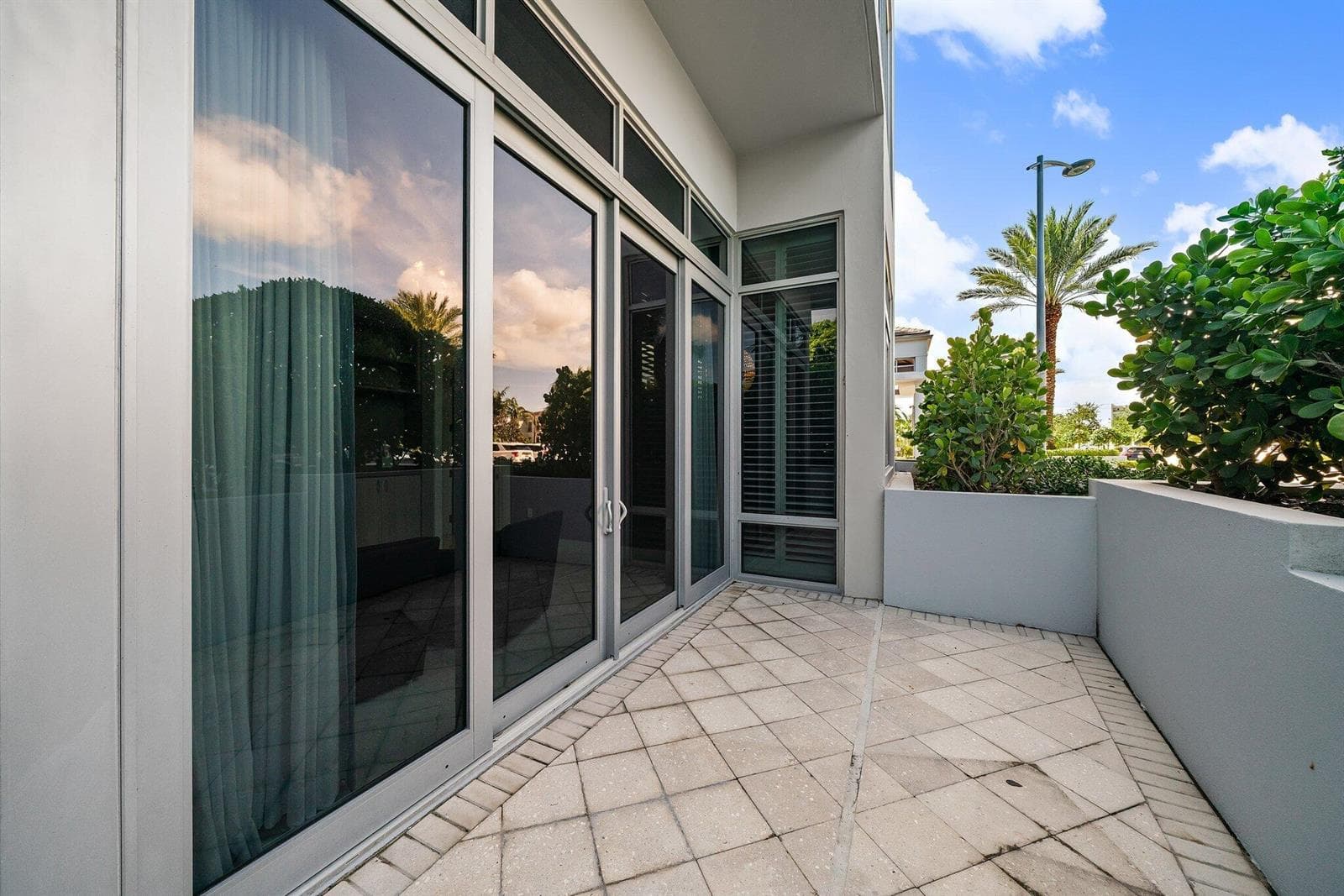 088-1WaterClubWay-301-NorthPalmBeach-SMA