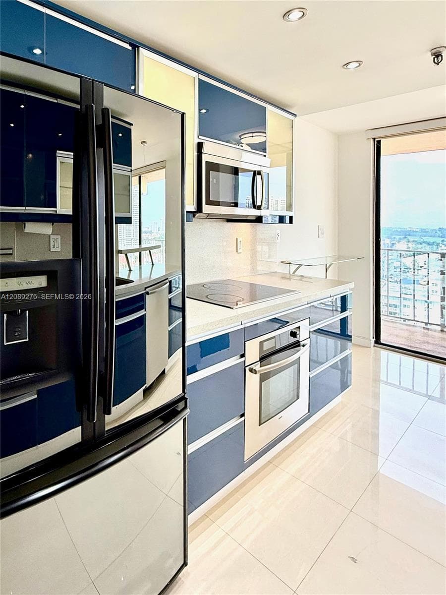 WINSTON TOWERS 700 · #1602 in Sunny Isles Beach - Photo 13