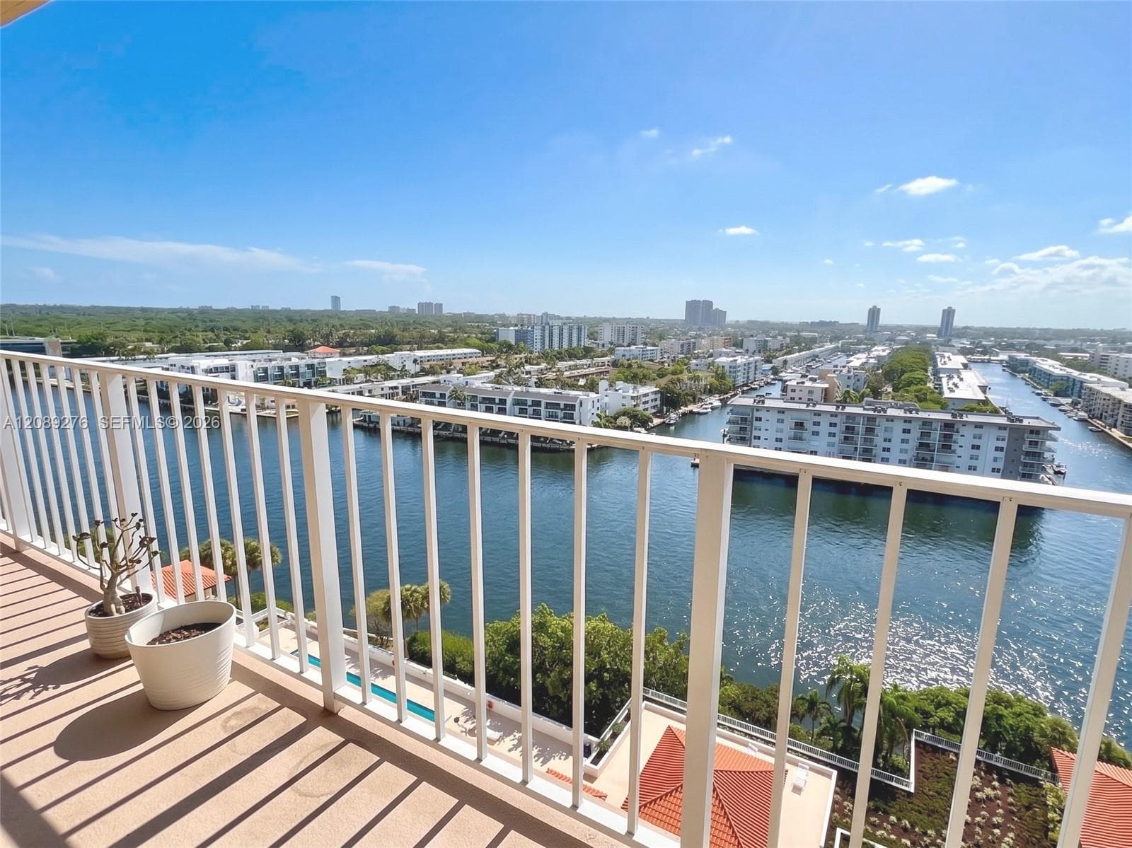 WINSTON TOWERS 700 · #1602 in Sunny Isles Beach - Photo 16