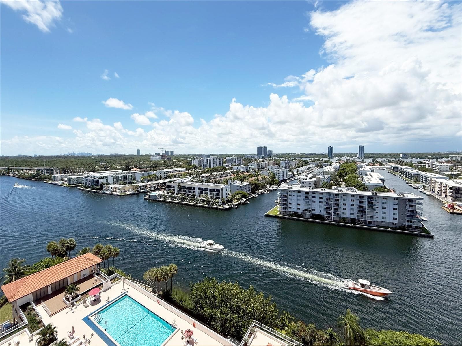 WINSTON TOWERS 700 · #1602 in Sunny Isles Beach - Photo 18