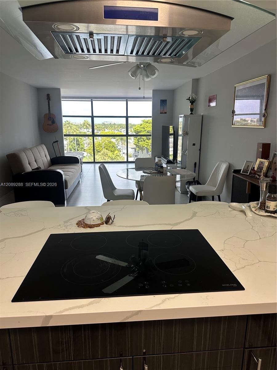 Oceanview Park · #627 in Hallandale Beach - Photo 8