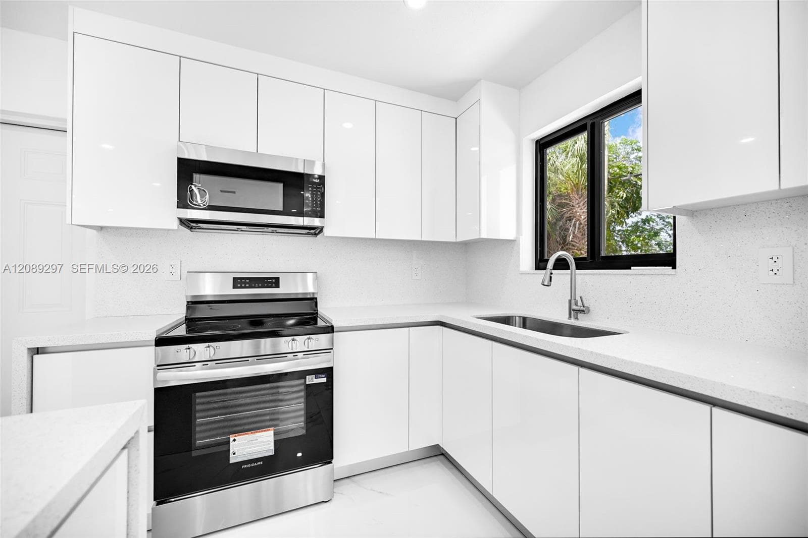 17221 NW 24th Pl photo 12