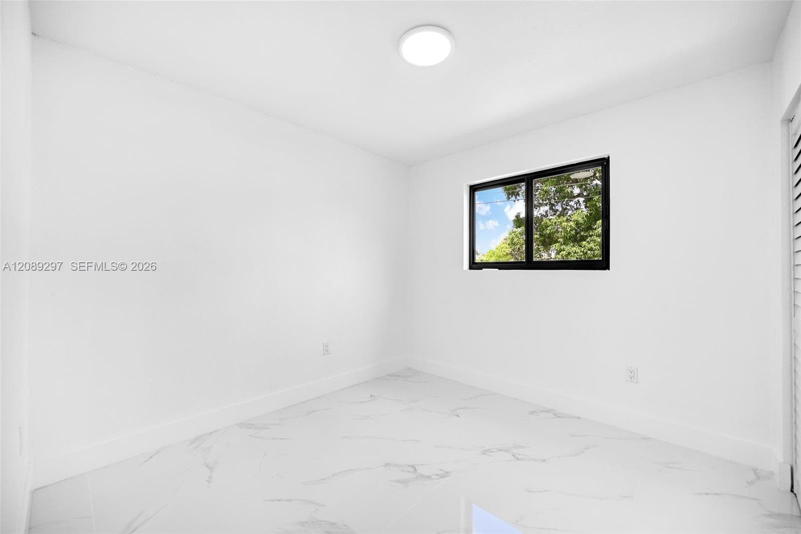 17221 NW 24th Pl photo 24