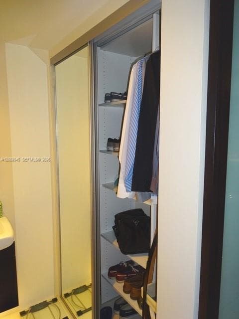 GOLDEN HOUSE CONDO · #809 in Miami Beach - Photo 9
