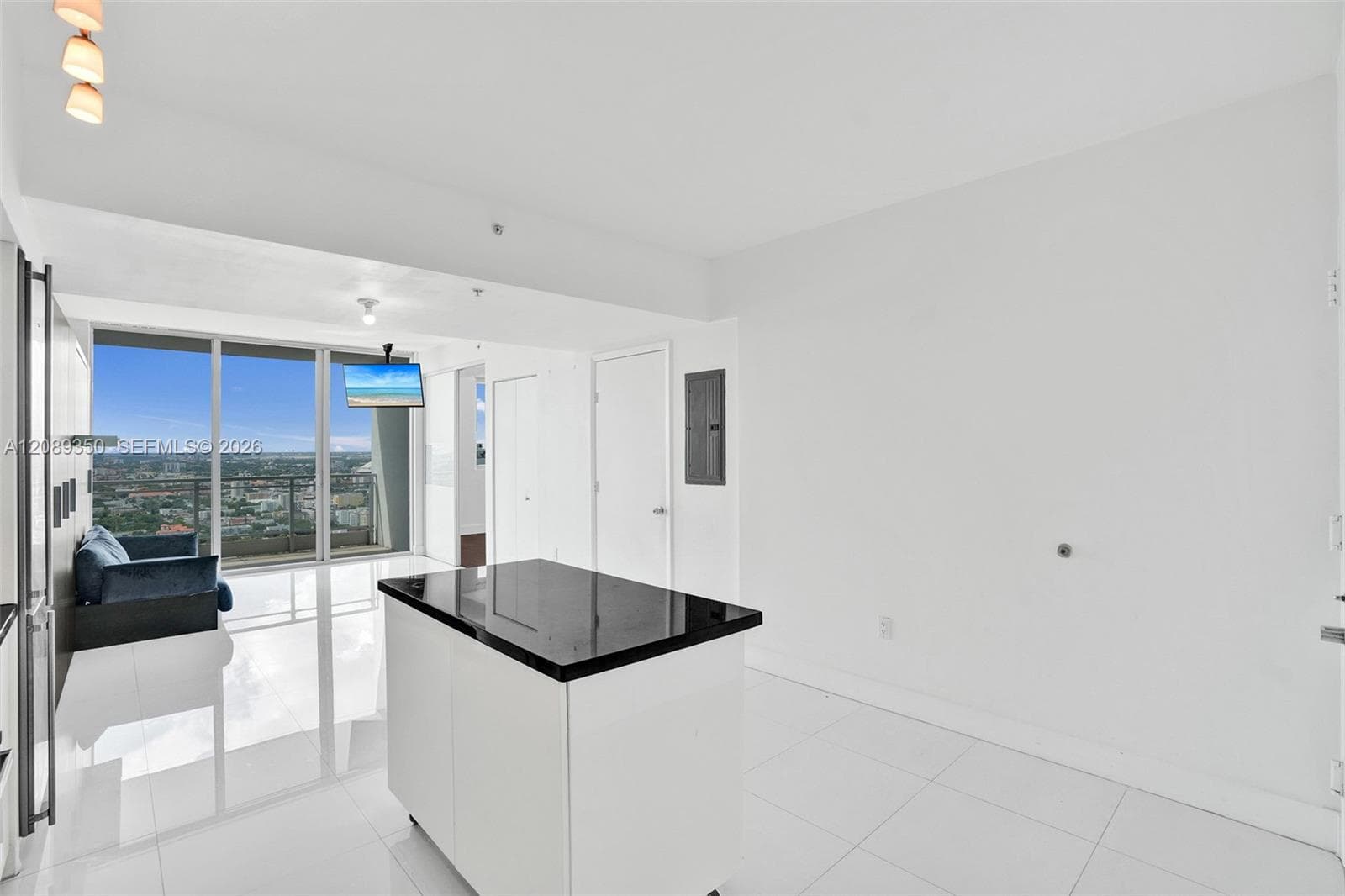 Mint at Riverfront · #4109 in Miami - Photo 5