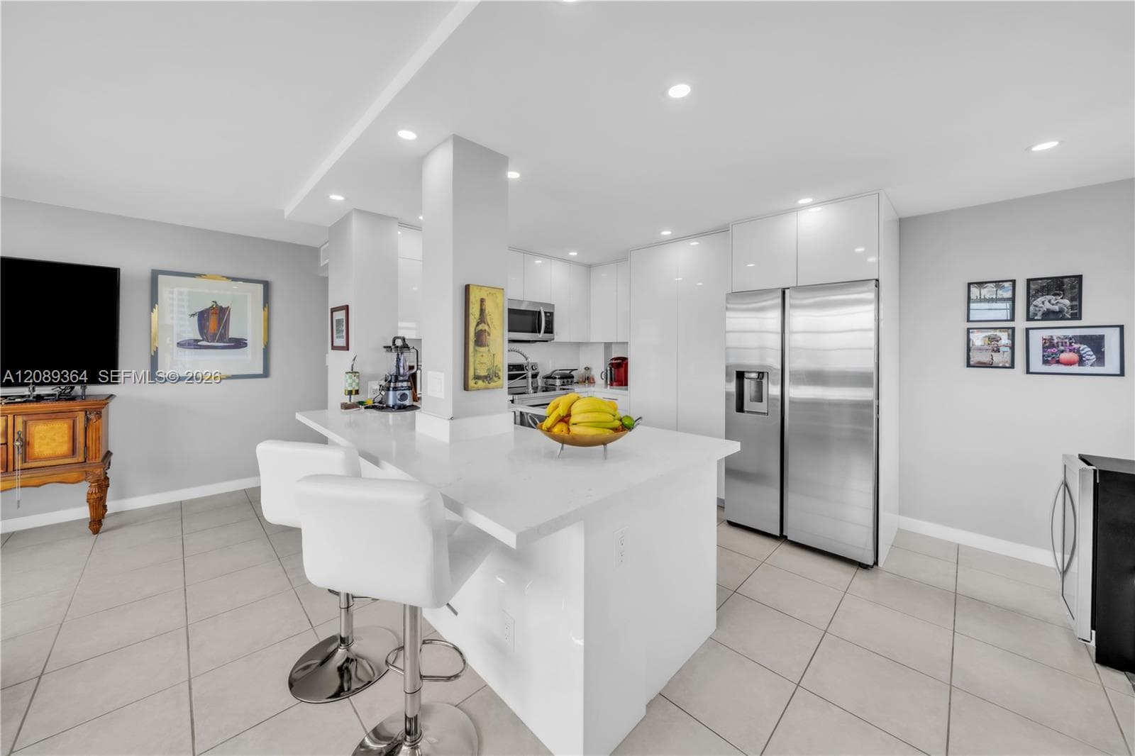 Clifton condo · #1106 in Hallandale Beach - Photo 9